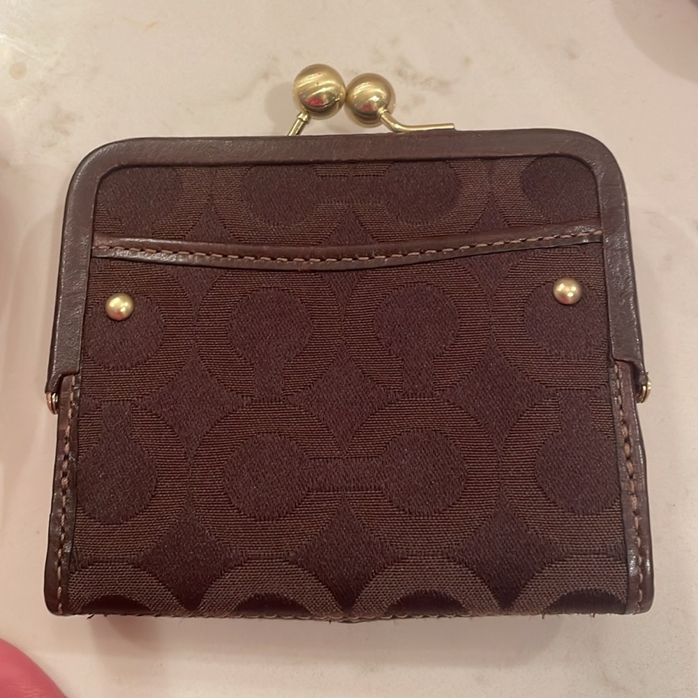 Coach NEW brown wallet - Picture 2 of 5